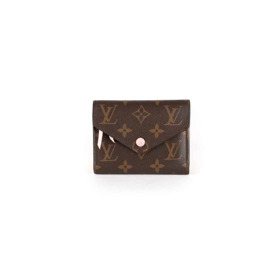 LOUIS VUITTON Vernis Victorine Compact Wallet Rose Ballerine