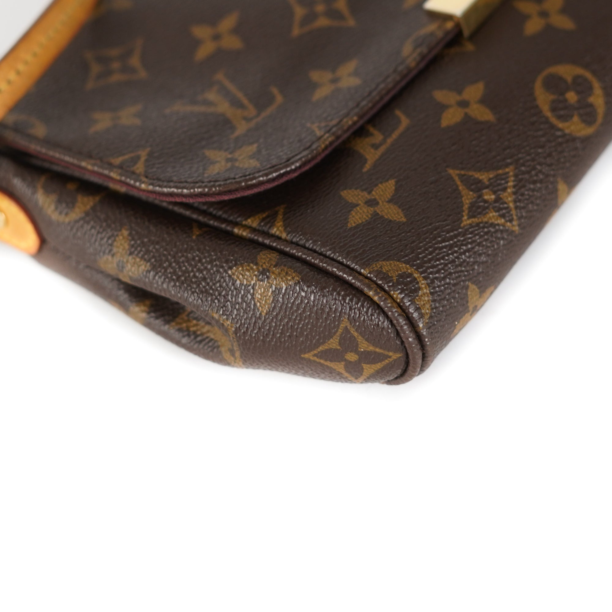 Louis Vuitton Favorite MM Monogram Bag - THE PURSE AFFAIR