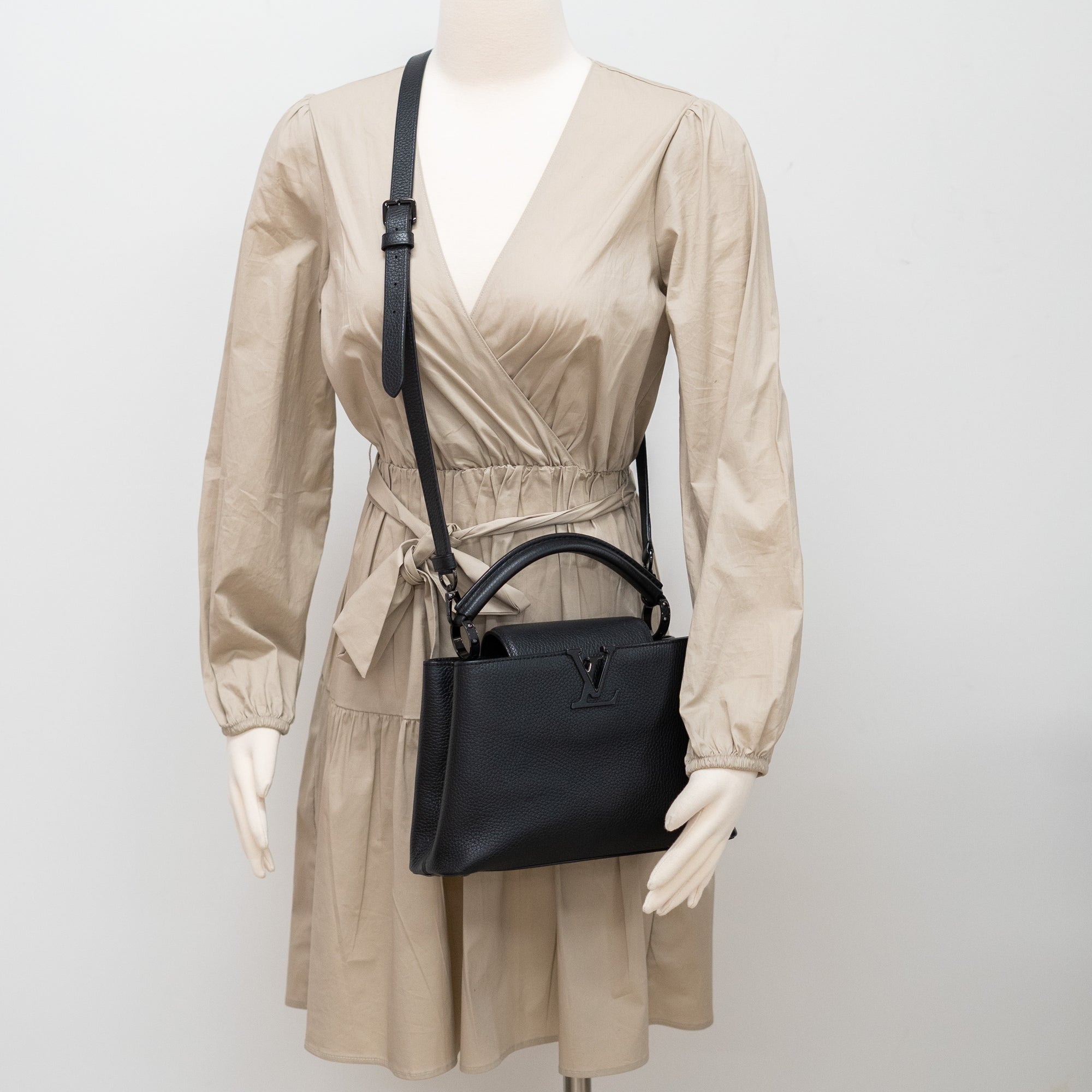 Louis-Vuitton-Capucines-BB-Taurillon-Leather-2Way-Bag-M59699 – dct