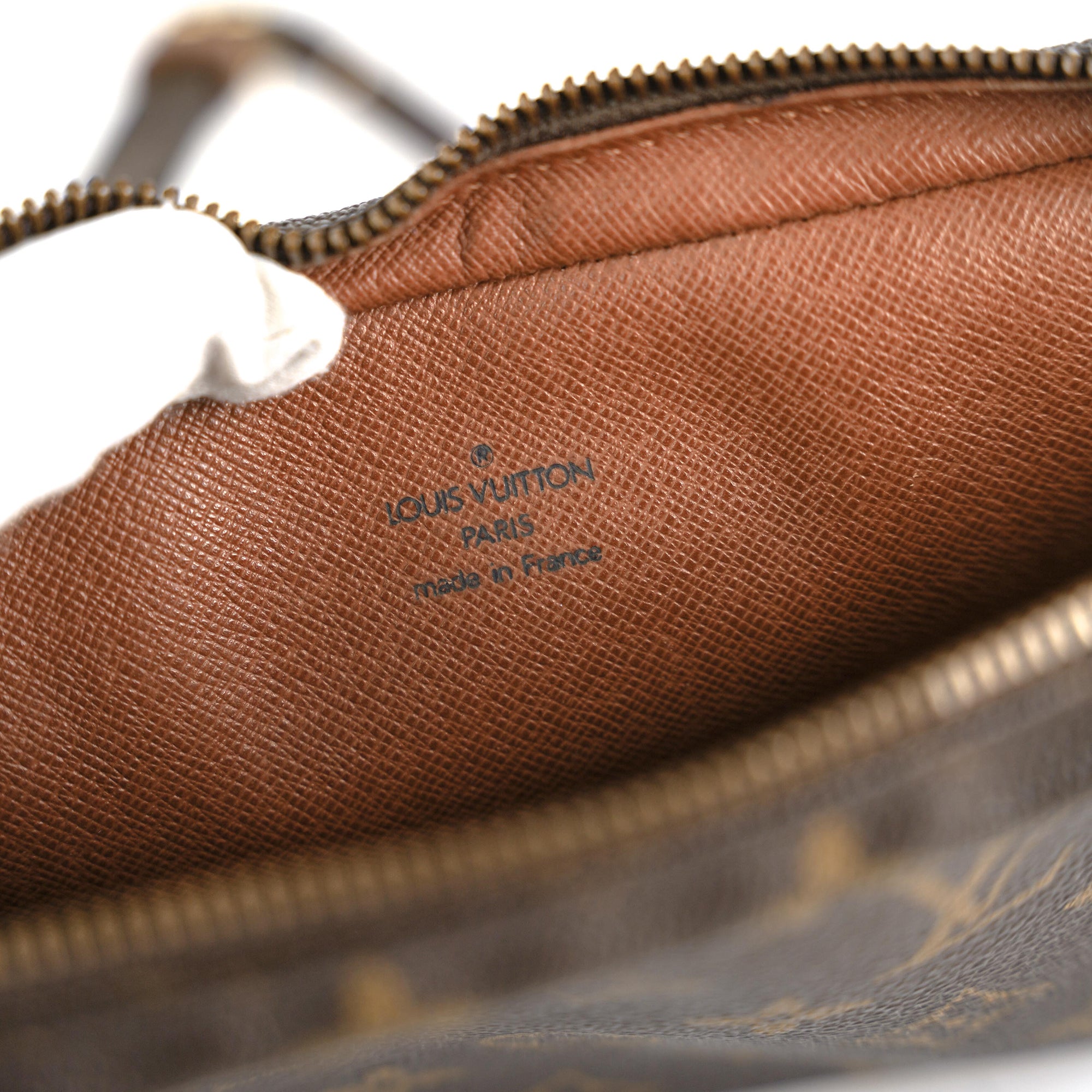 Louis Vuitton Monogram Pochette Marly Bandouliere – THE BAG
