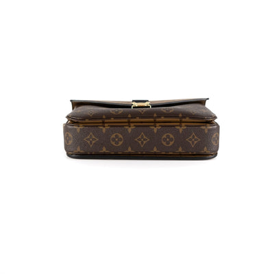 Louis Vuitton Reverse Monogram Pochette Metis - THE PURSE AFFAIR