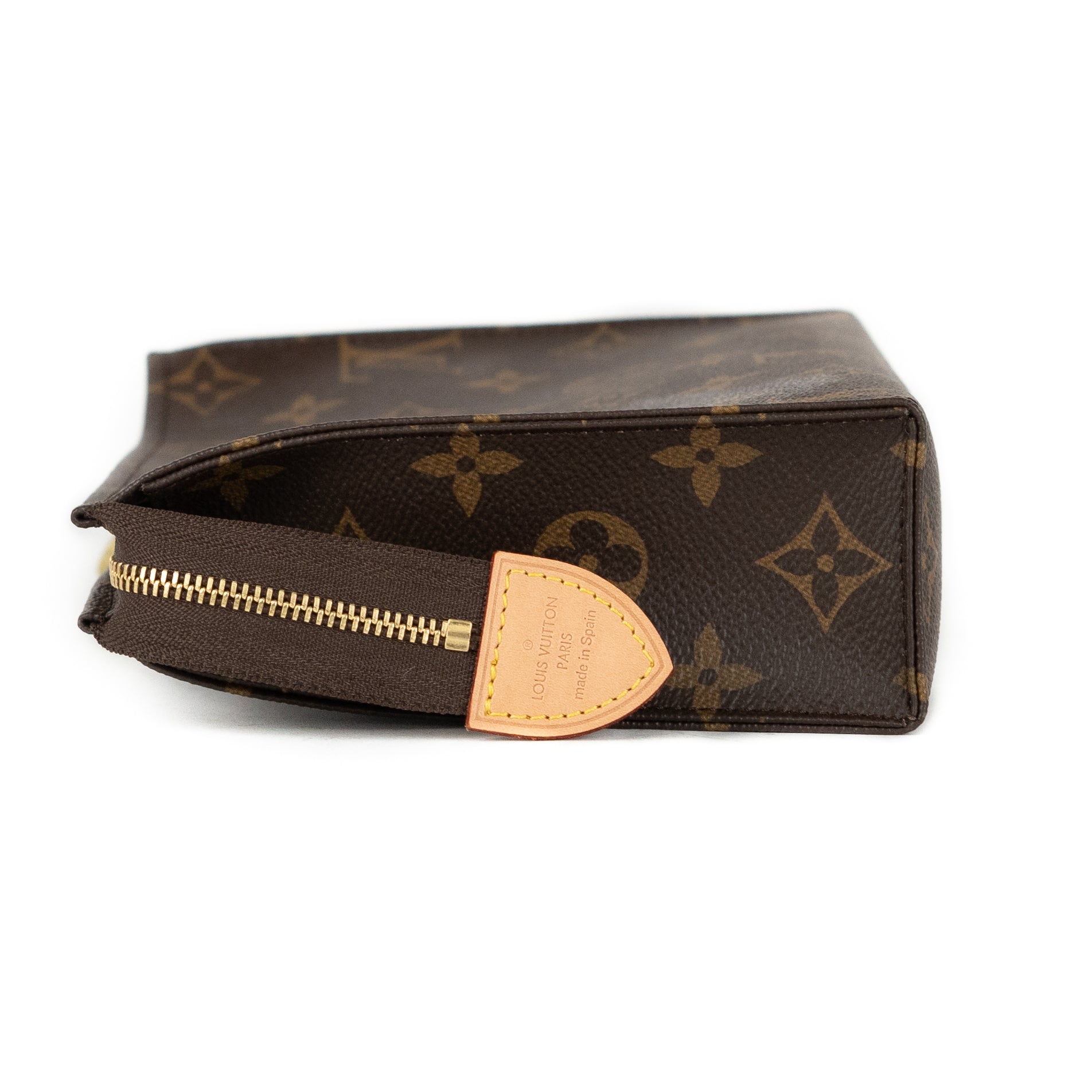 Louis Vuitton Toiletry Pouch 26 Monogram - THE PURSE AFFAIR