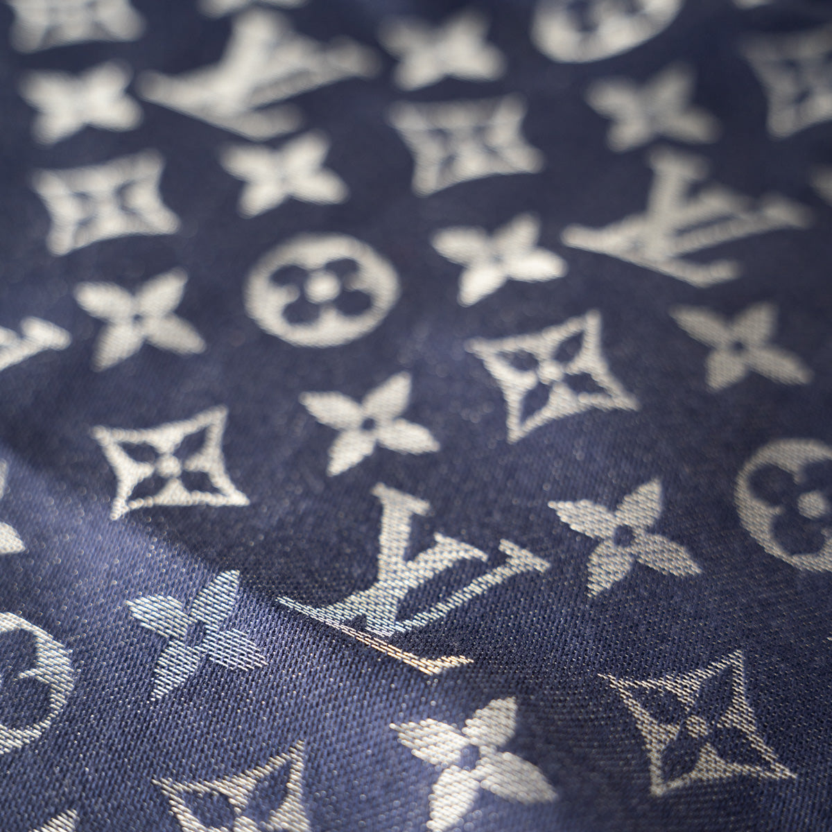 Louis Vuitton, Accessories, Louis Vuitton Monogram Shine Shawl Bleu Nuit