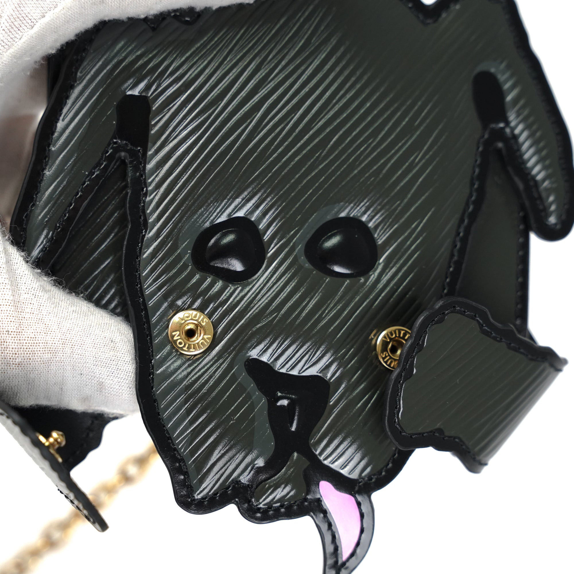 Louis Vuitton, Dog