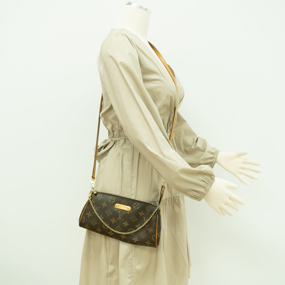 Louis Vuitton Monogram Canvas Eva Bag #ad #louisvuitton #luxuryitems #rich # millionaire #womensfashion #ba…