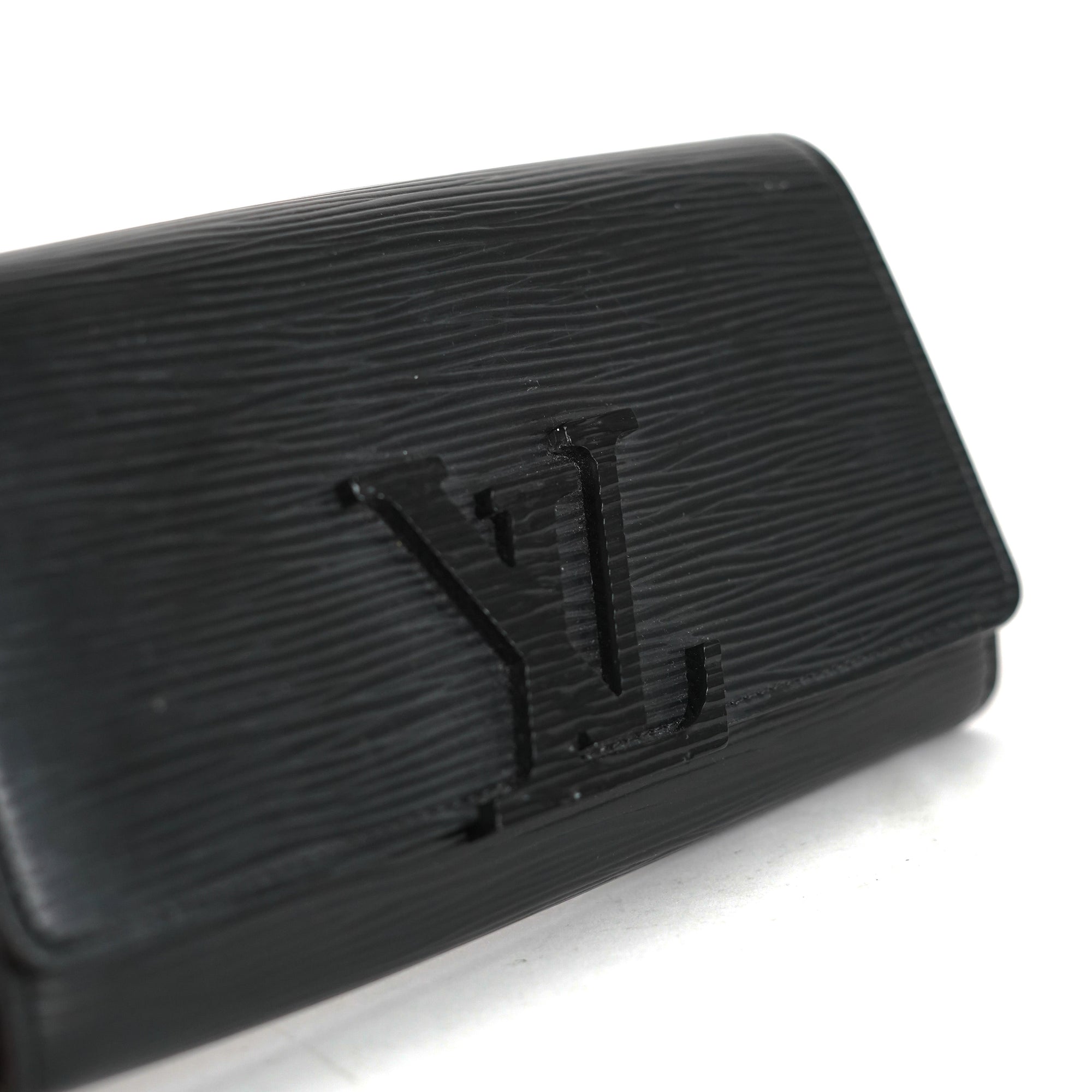Rocky Hill just in!! Louis Vuitton black epi leather card holder