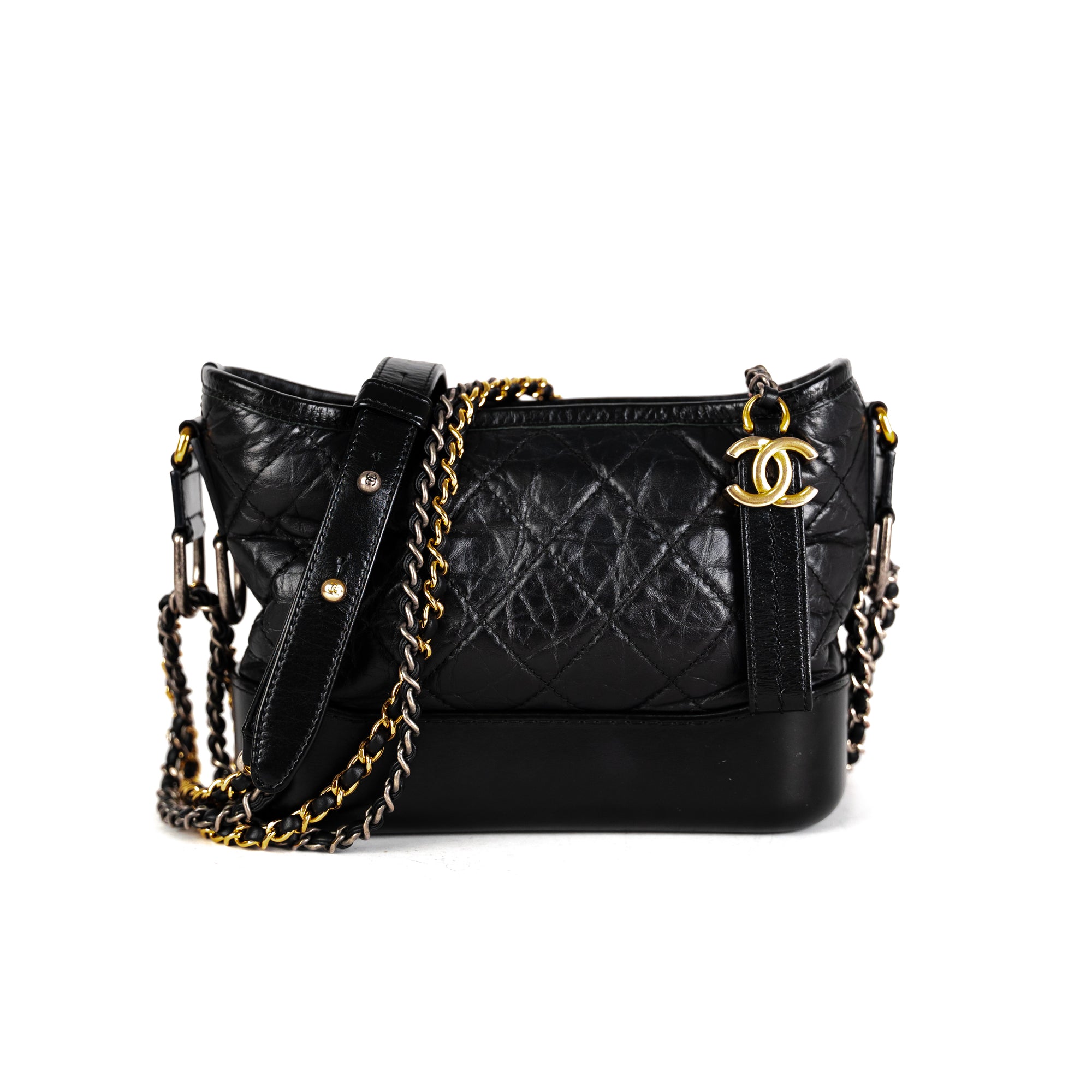 Chanel Gabrielle Hobo Handbag Small Size In Black, 名牌, 手袋及銀包- Carousell