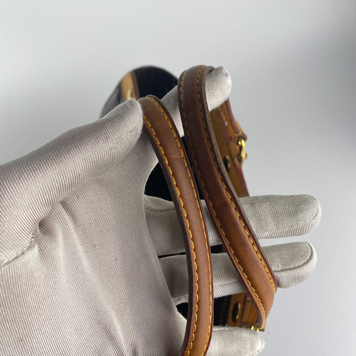 Bréa patent leather handbag Louis Vuitton Black in Patent leather