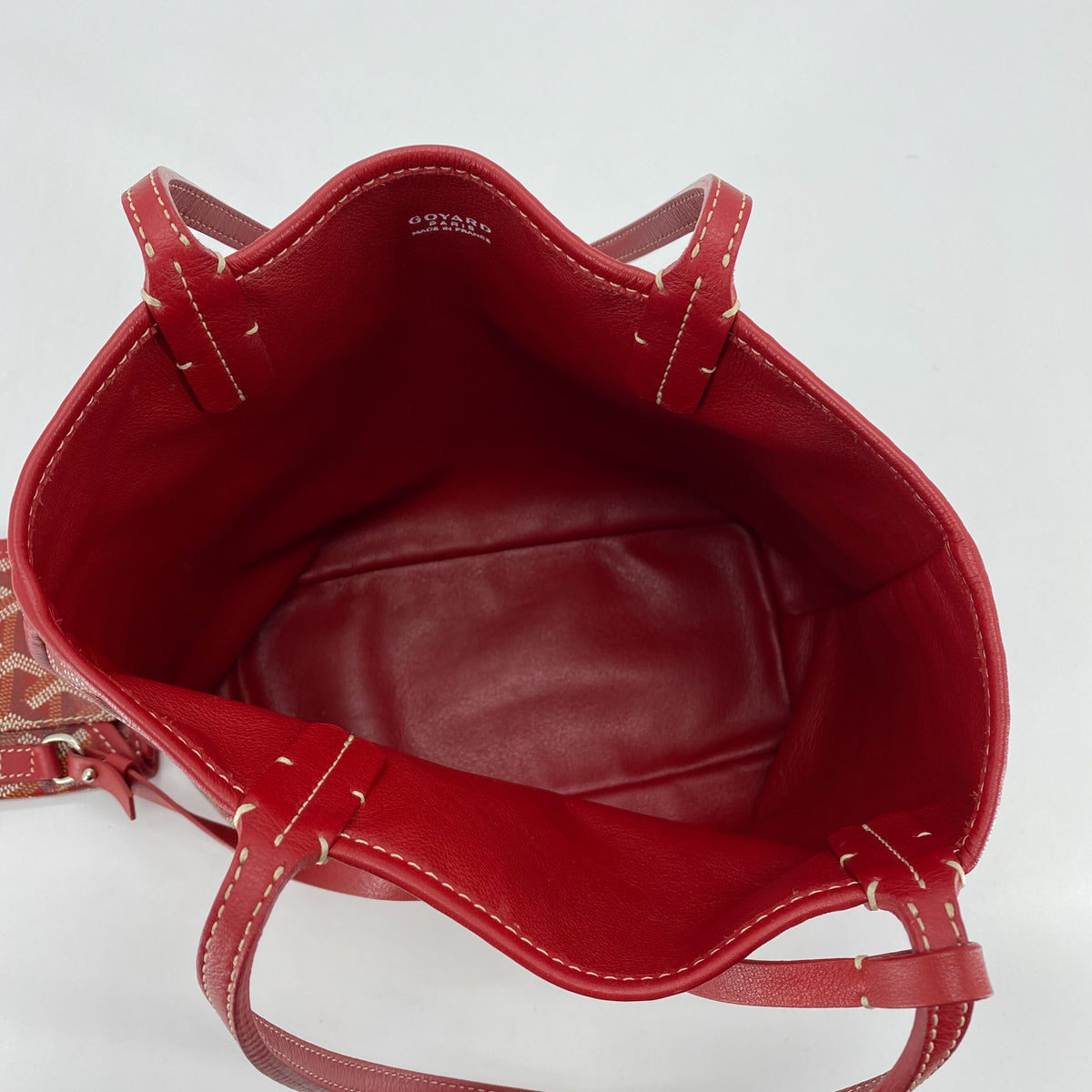 bagfetishperson: Inside my bag: Goyard Hardy PM Red