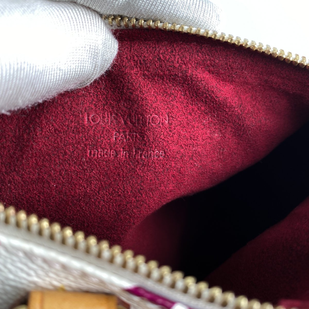 $550 Louis Vuitton White Multicolor Mini Speedy Bag Purse - Lust4Labels