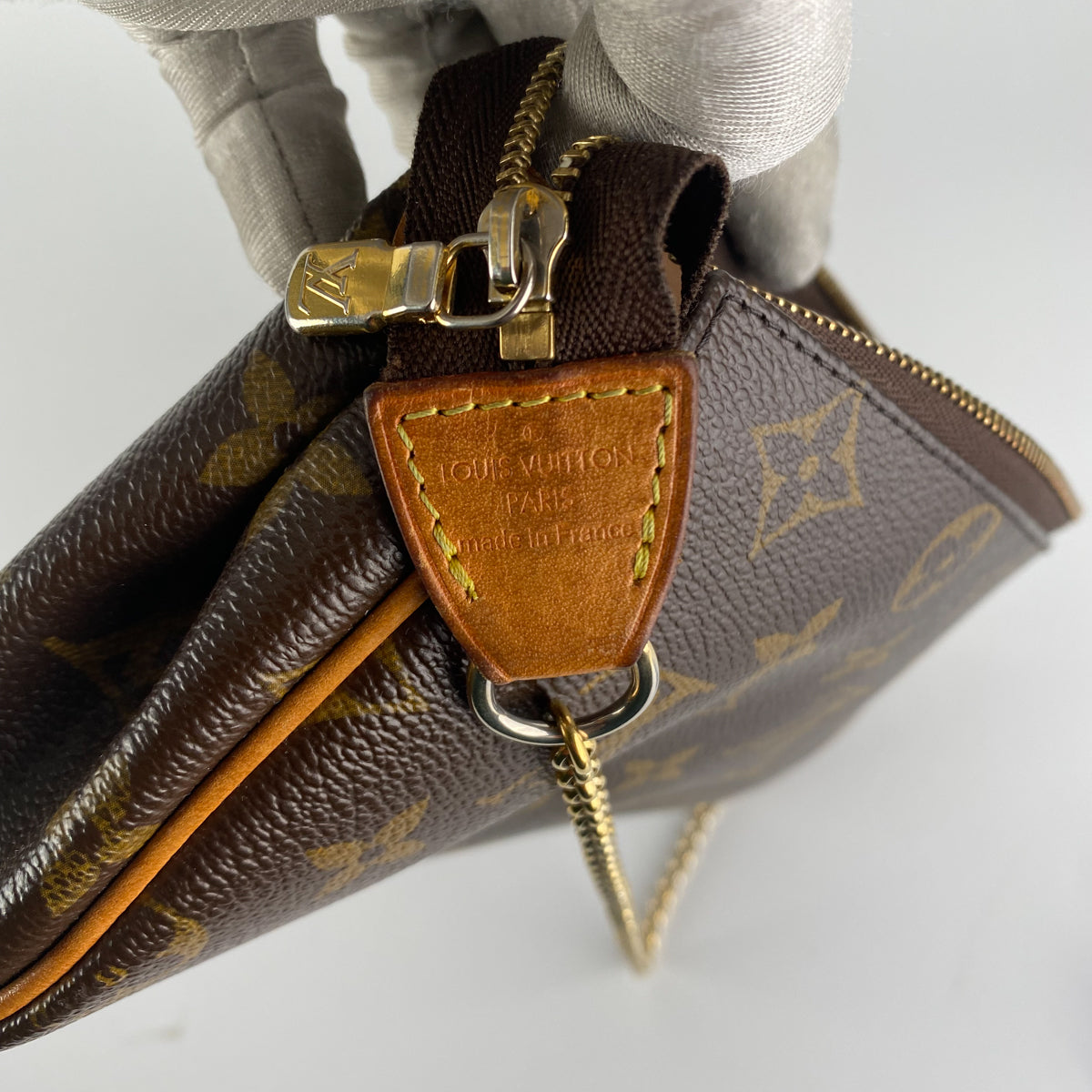 Eva cloth clutch bag Louis Vuitton Brown in Cloth - 29517344