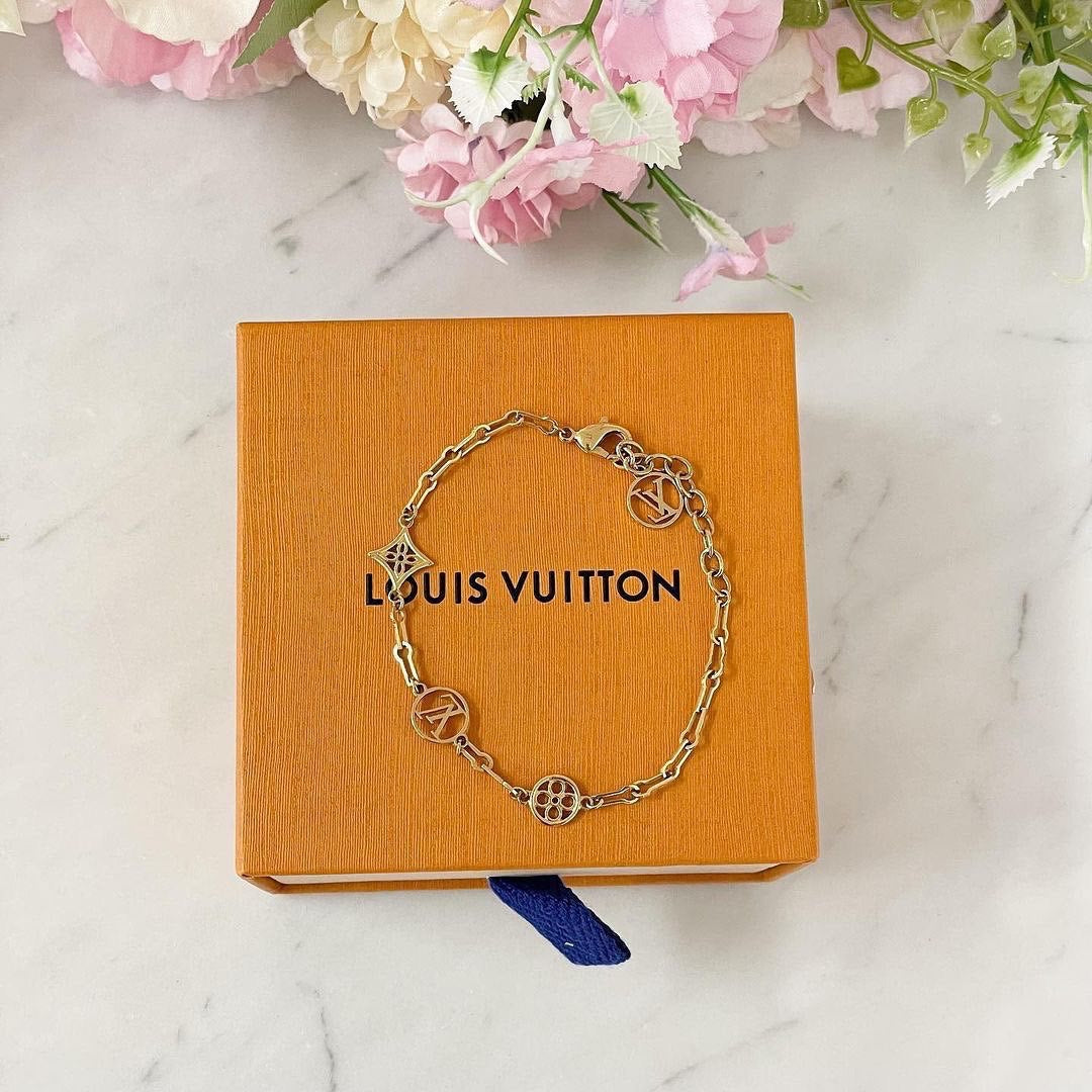 Louis Vuitton - Louis Vuitton Forever Young Bracelet on Designer Wardrobe