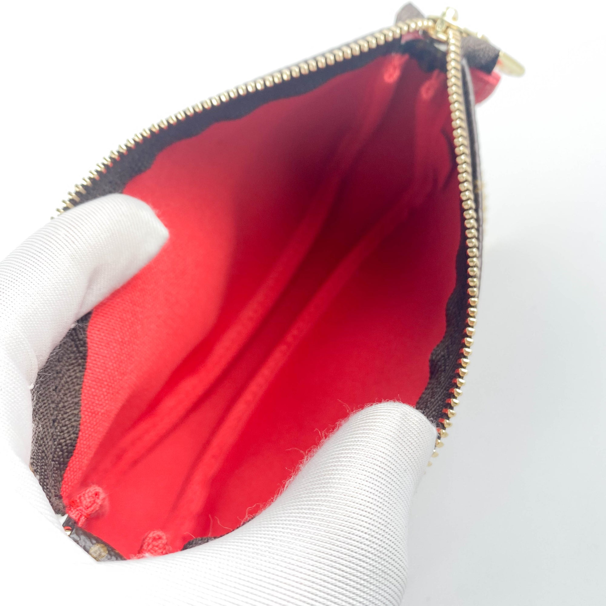 Louis Vuitton Monogram 2021 Christmas Animation Japanese Garden Mini  Pochette Accessories Wisteria Pink – STYLISHTOP
