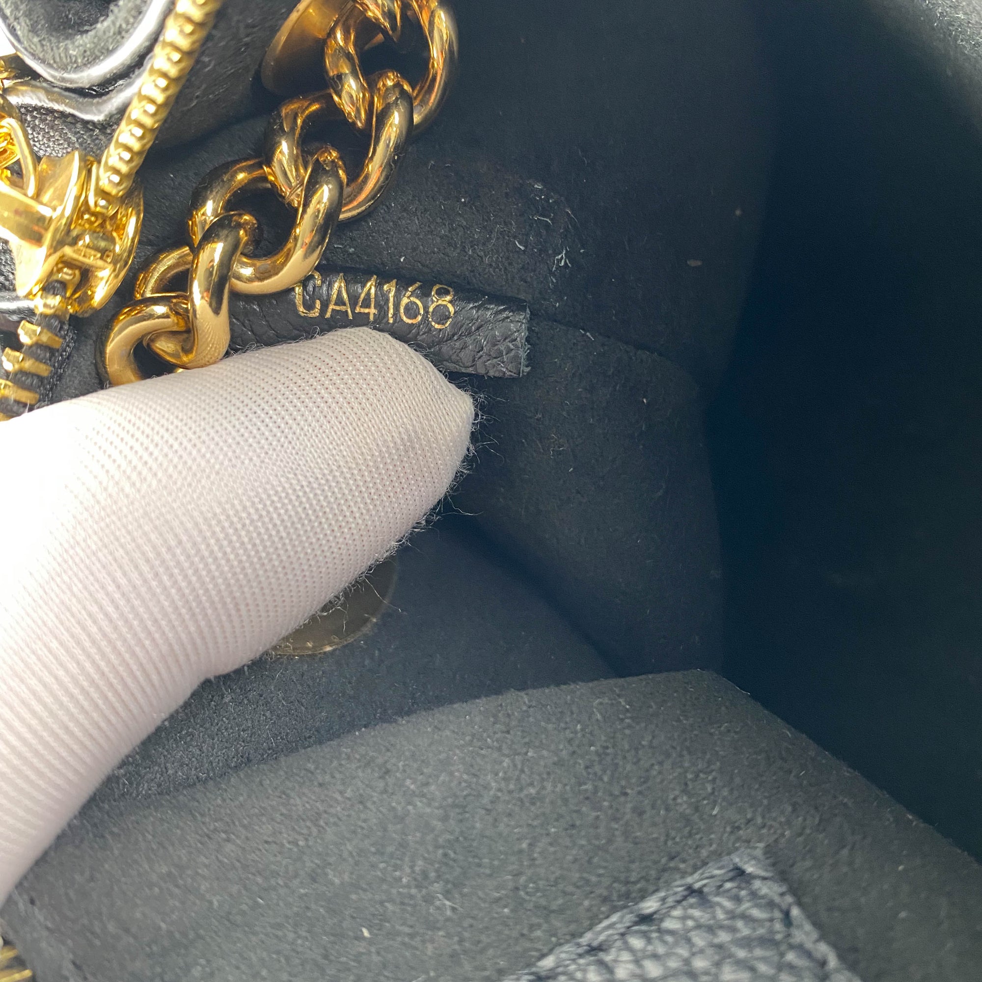 Louis Vuitton Monogram Black Surene BB Bag – The Closet