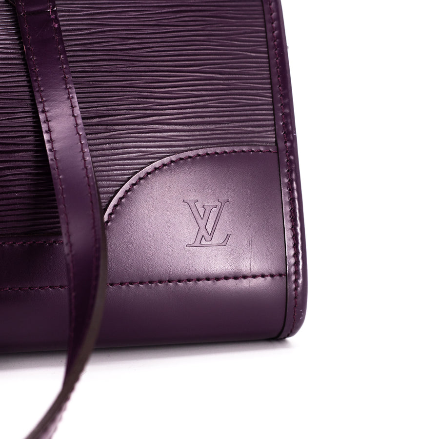 Louis Vuitton Marine Rouge Leather Lockme Bucket Bag - THE PURSE AFFAIR
