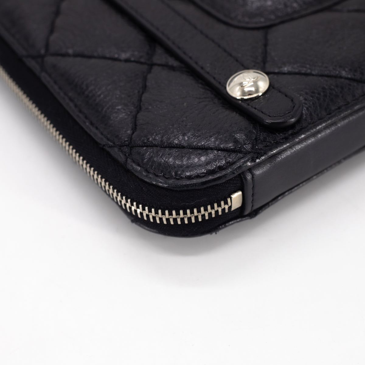 CHANEL Caviar iPad Case Black 58667