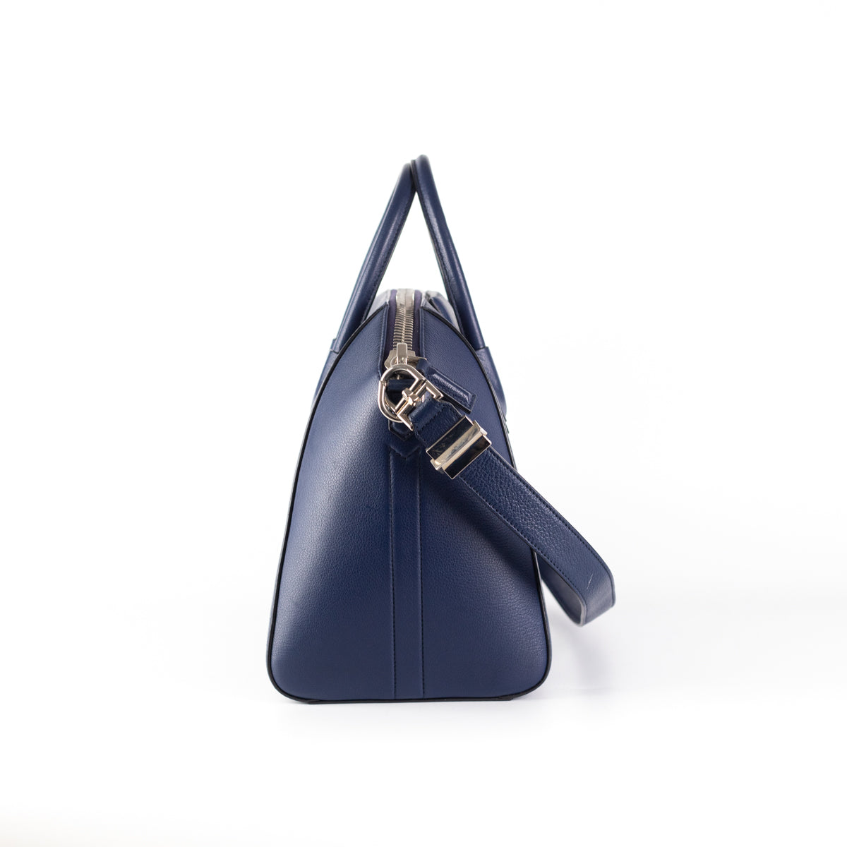Givenchy Antigona Handbag 349716