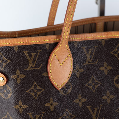 Louis Vuitton Neverfull Bag 