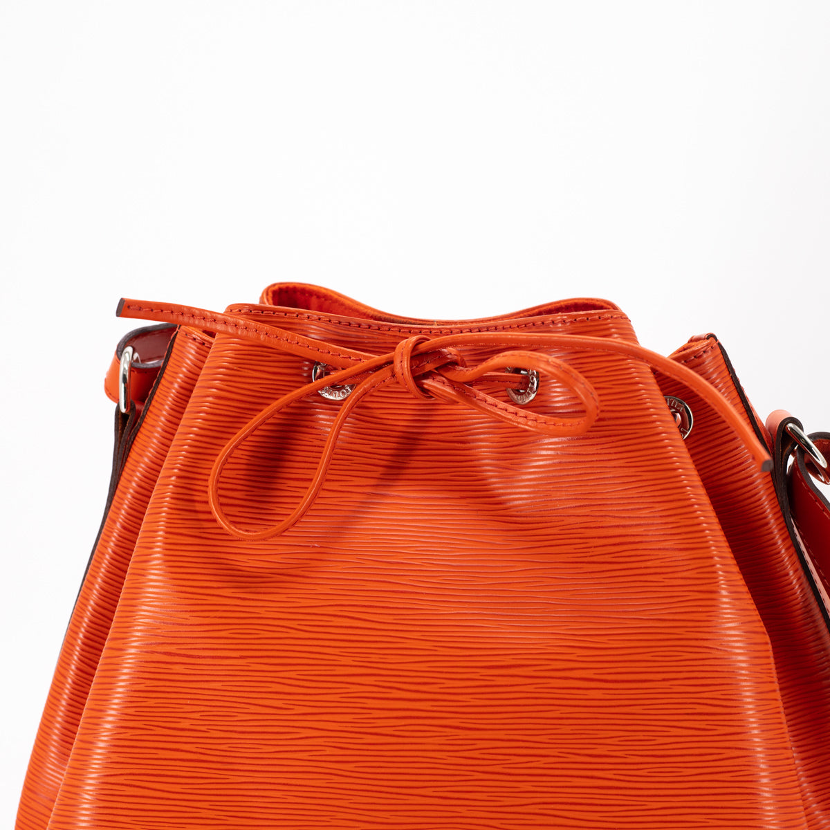 Petit noé trunk leather handbag Louis Vuitton Orange in Leather