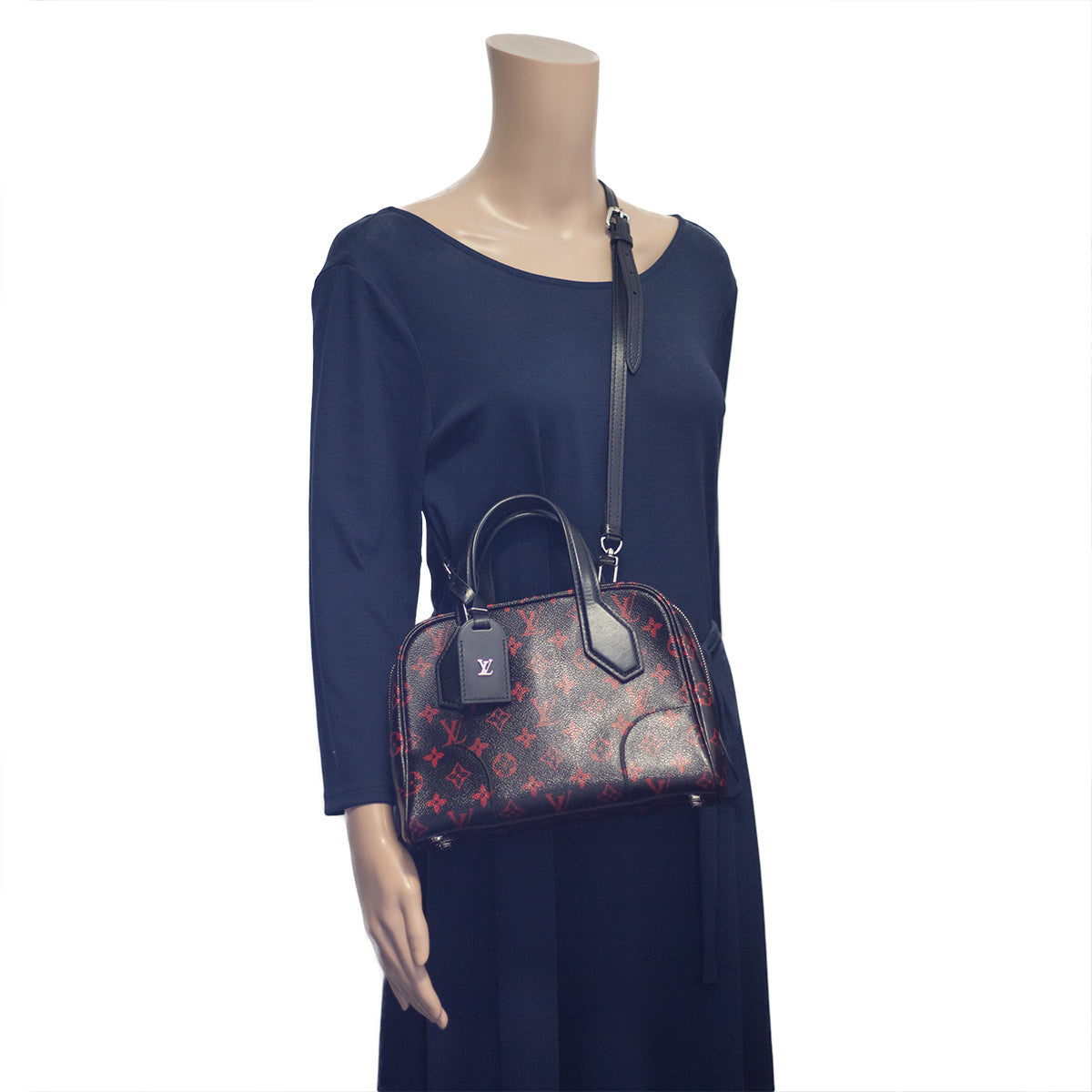 Louis Vuitton Monogram Infrarouge Dora Soft BB - Black Handle Bags,  Handbags - LOU667703