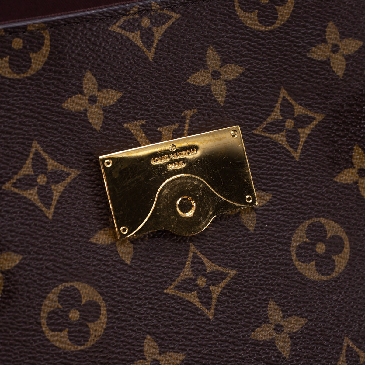 Louis Vuitton Monogram Cluny MM Bag – The Closet