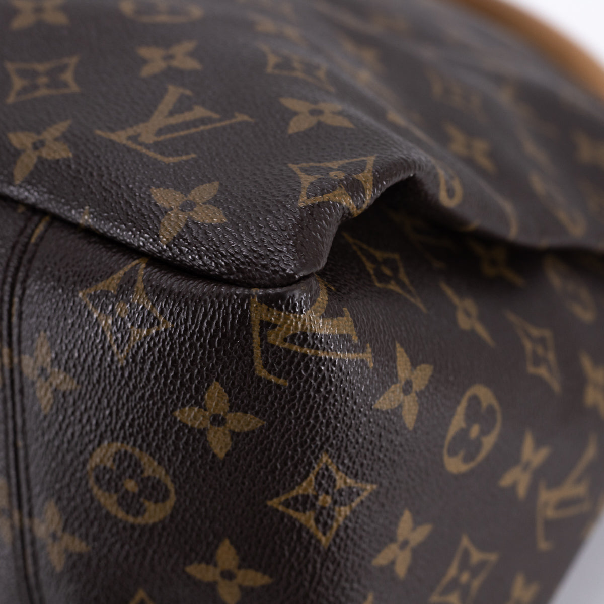 Louis Vuitton Artsy Burgundy MM Shoulder Bag - THE PURSE AFFAIR
