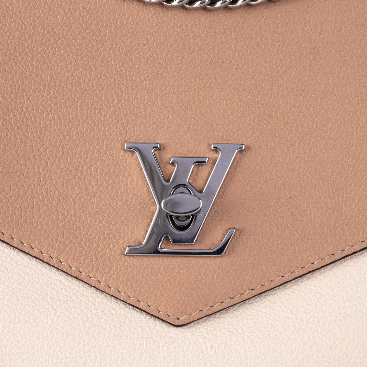 Louis Vuitton Lockme Mylockme Chain Pochette 2022-23FW, Beige
