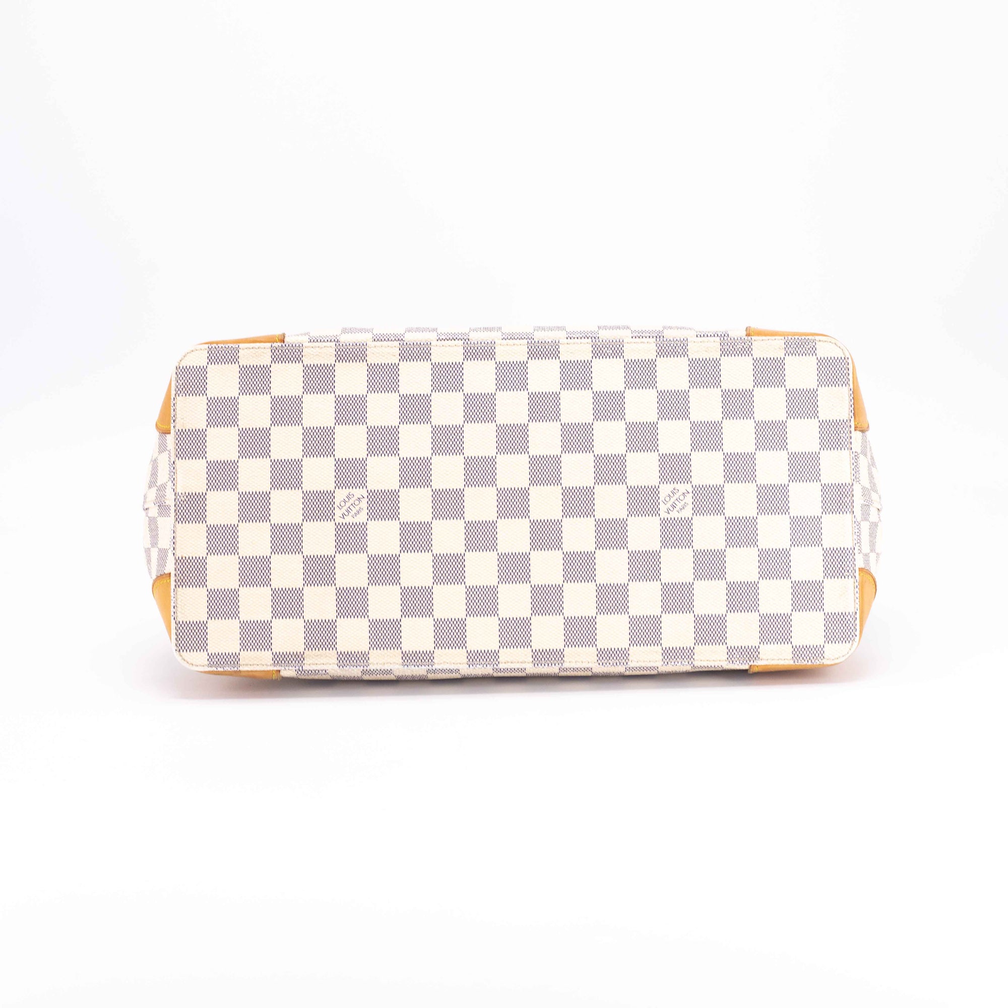 Louis Vuitton Damier Azur Hampstead MM QJB09R4ZWA028