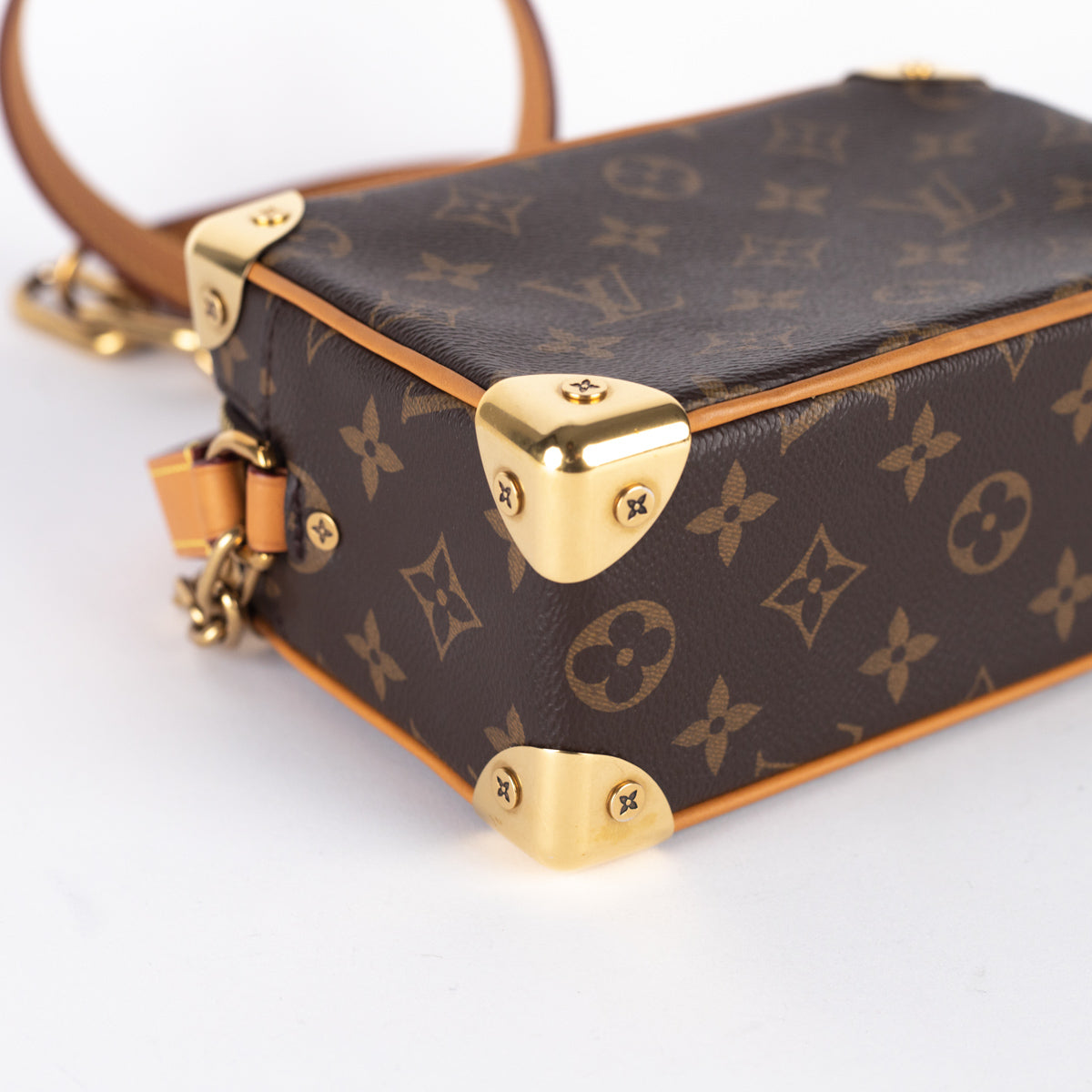 Louis Vuitton Monogram Soft Trunk Handle Bag - Brown Weekenders, Bags -  LOU793885