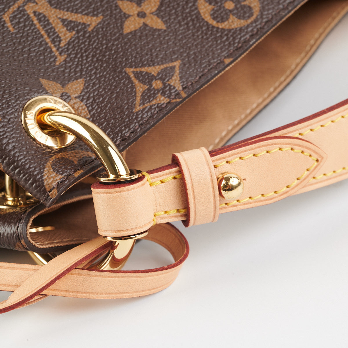 Louis Vuitton Graceful MM » S&I Styling