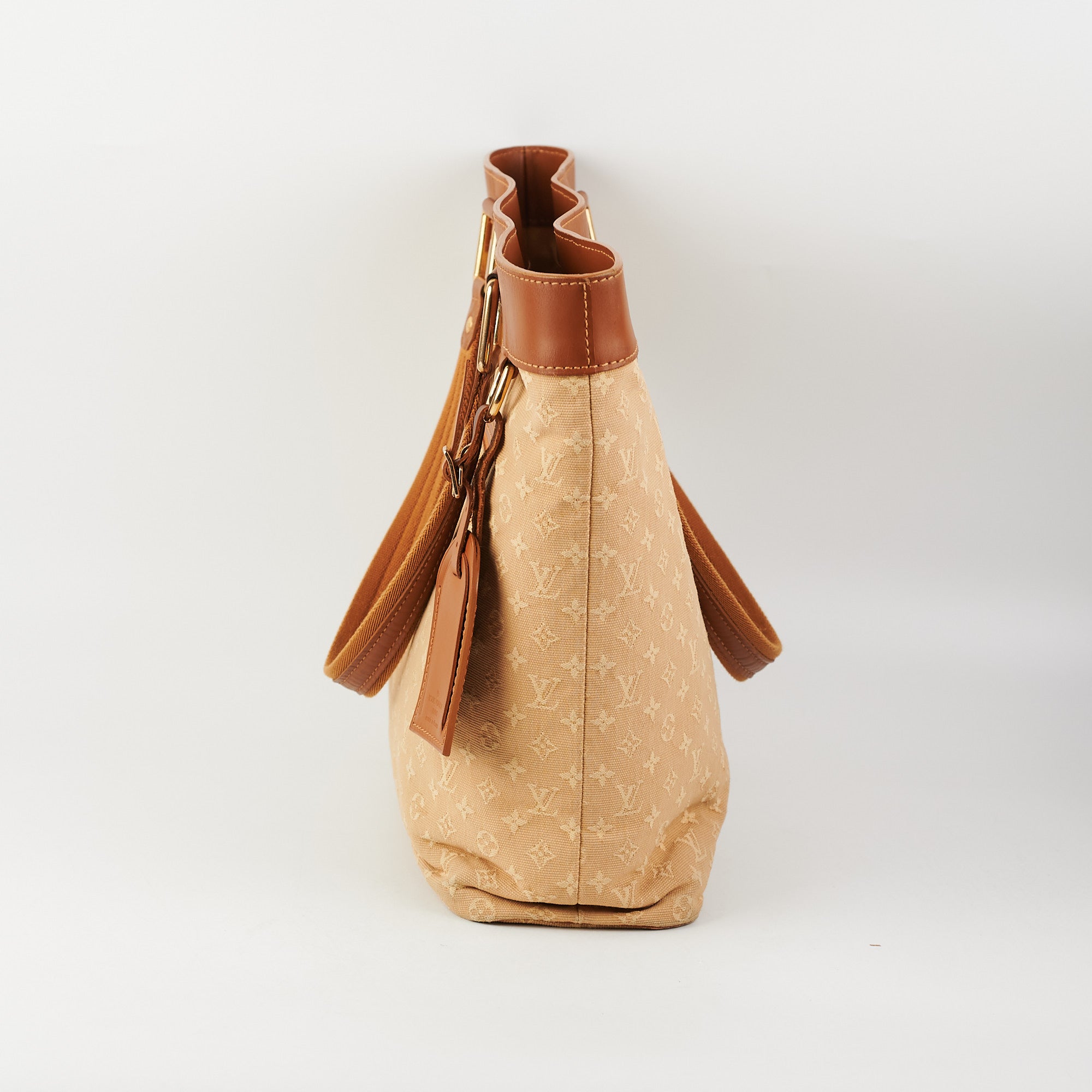 Louis Vuitton Noelie Handbag Mini Lin Neutral 1227951