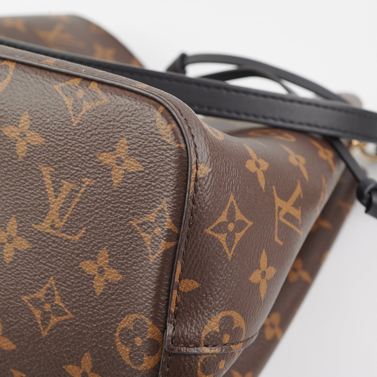 Louis Vuitton Neo Noe Monogram - THE PURSE AFFAIR