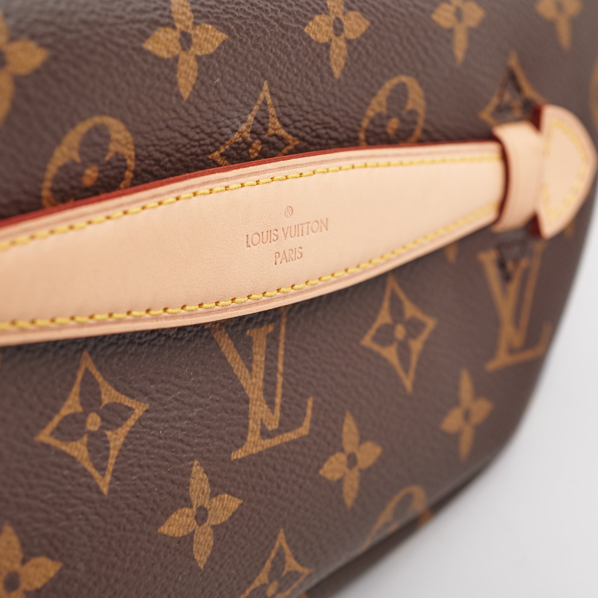 8654. Louis Vuitton Marignan Bag Monogram - THE PURSE AFFAIR