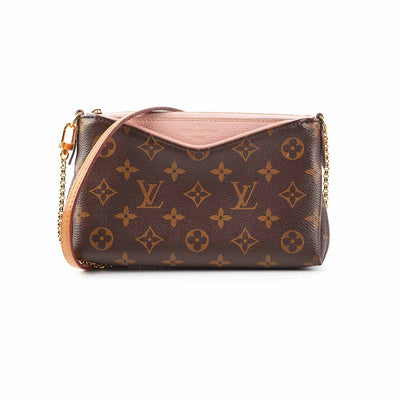 Louis Vuitton Pallas Clutch Black Leather ref.314659 - Joli Closet