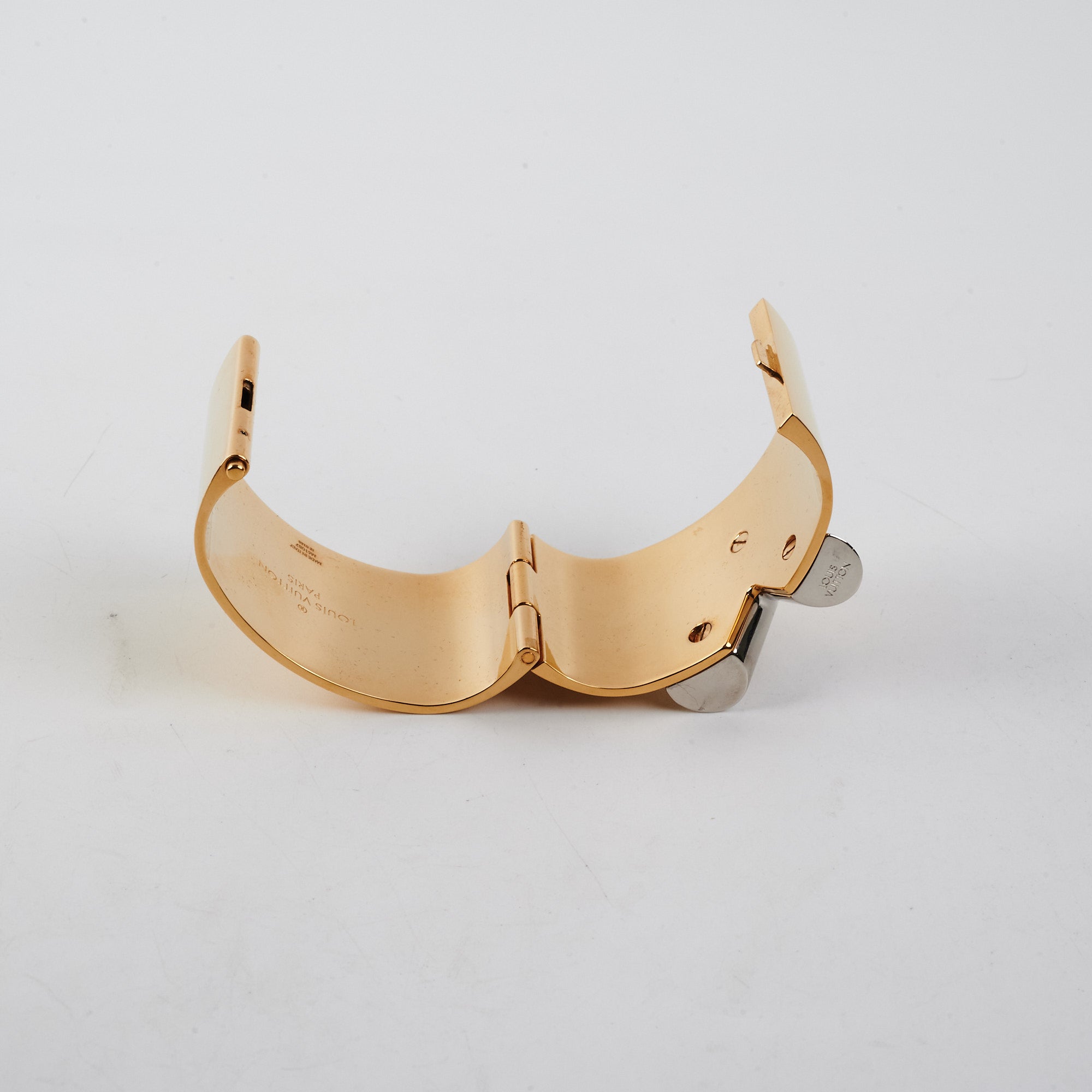 Louis Vuitton Essential V Cuff - Gold-Tone Metal Bangle, Bracelets -  LOU173235