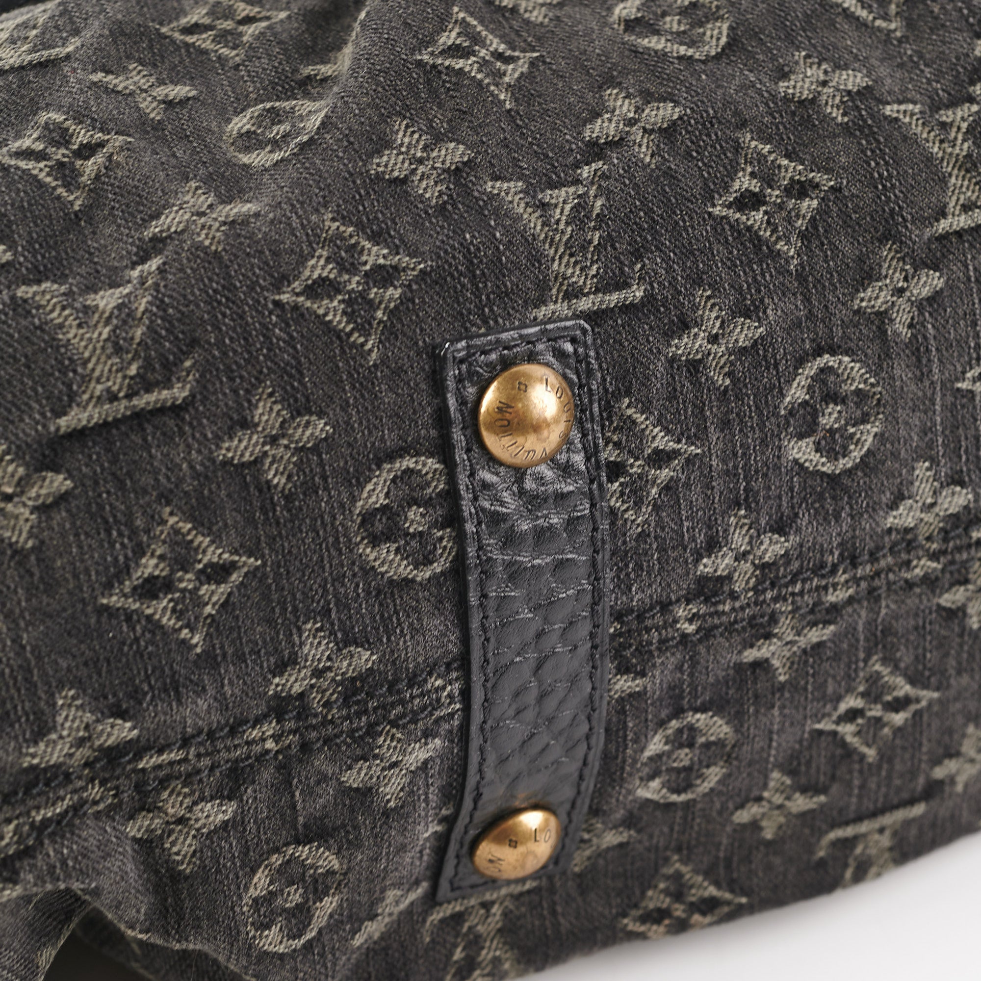 Louis Vuitton Vintage - Monogram Denim Neo Cabby MM - Gray - Denim Satchel  - Luxury High Quality - Avvenice