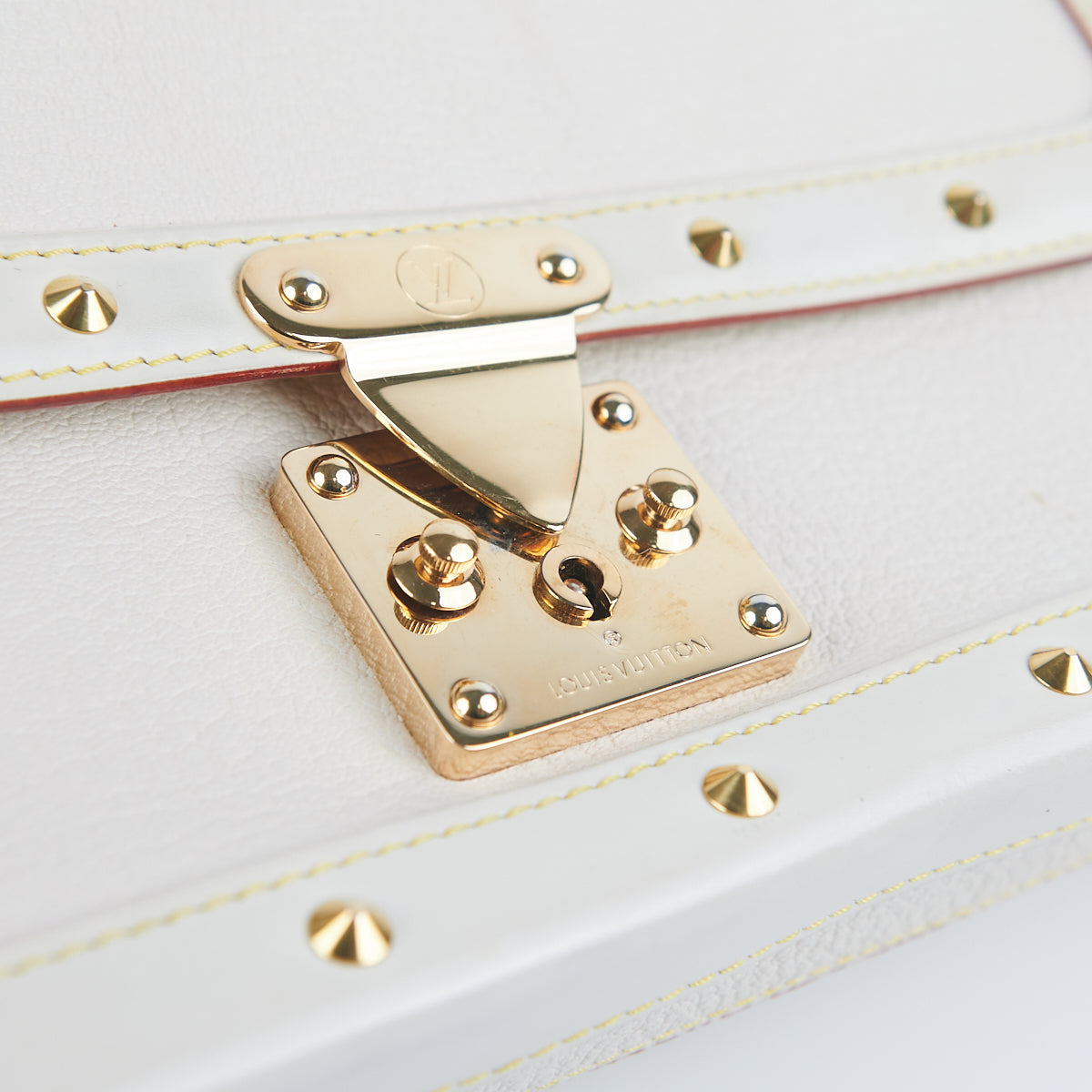Louis Vuitton Lingenieux Pm M91811 Suhali Leather Handbag White Gold