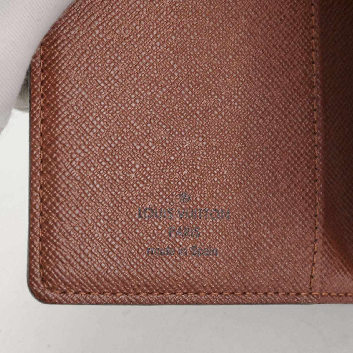 Louis Vuitton Monogram Small Ring Agenda Cover – LaVal's Lux