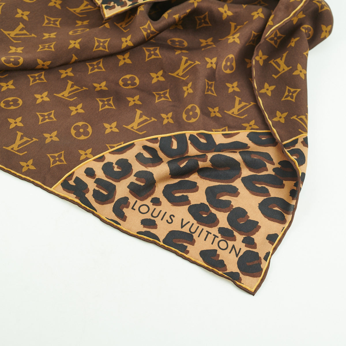 AUTHENTIC Louis Vuitton Leopard Monogram Silk Scarf - Pre-Owned