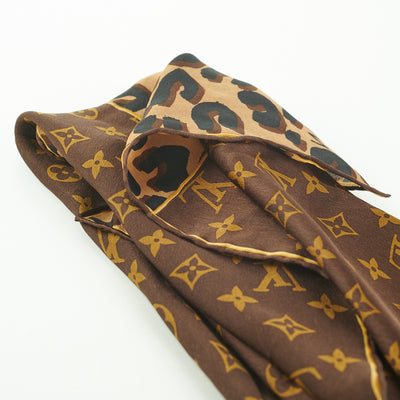Louis Vuitton Leopard Print Scarf Pink Silk ref.631966 - Joli Closet