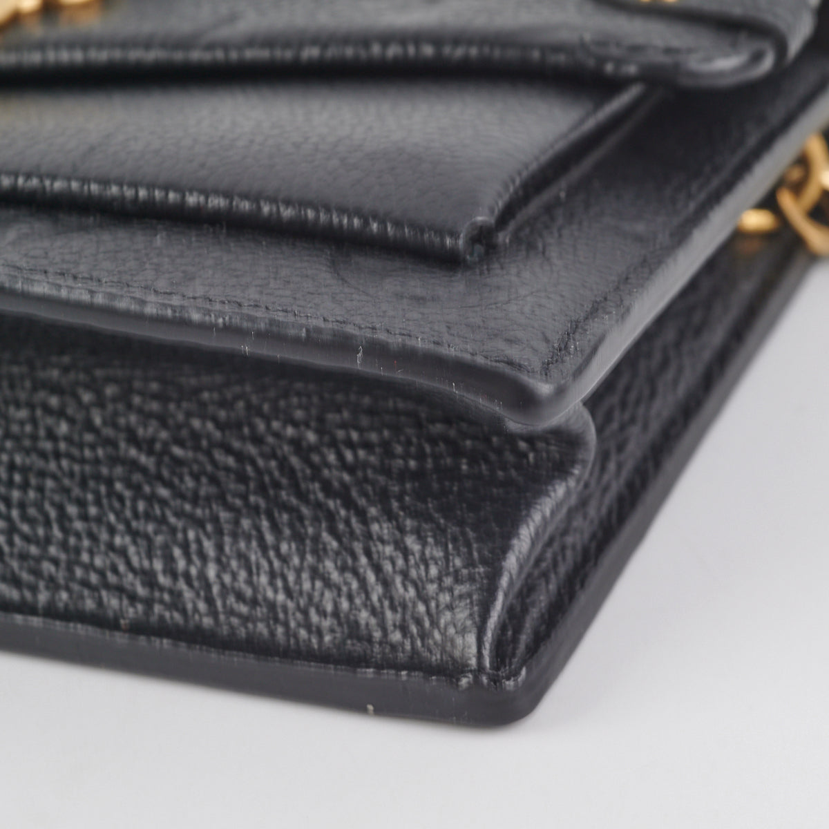 Louis Vuitton® Vavin Chain Wallet Black. Size in 2023