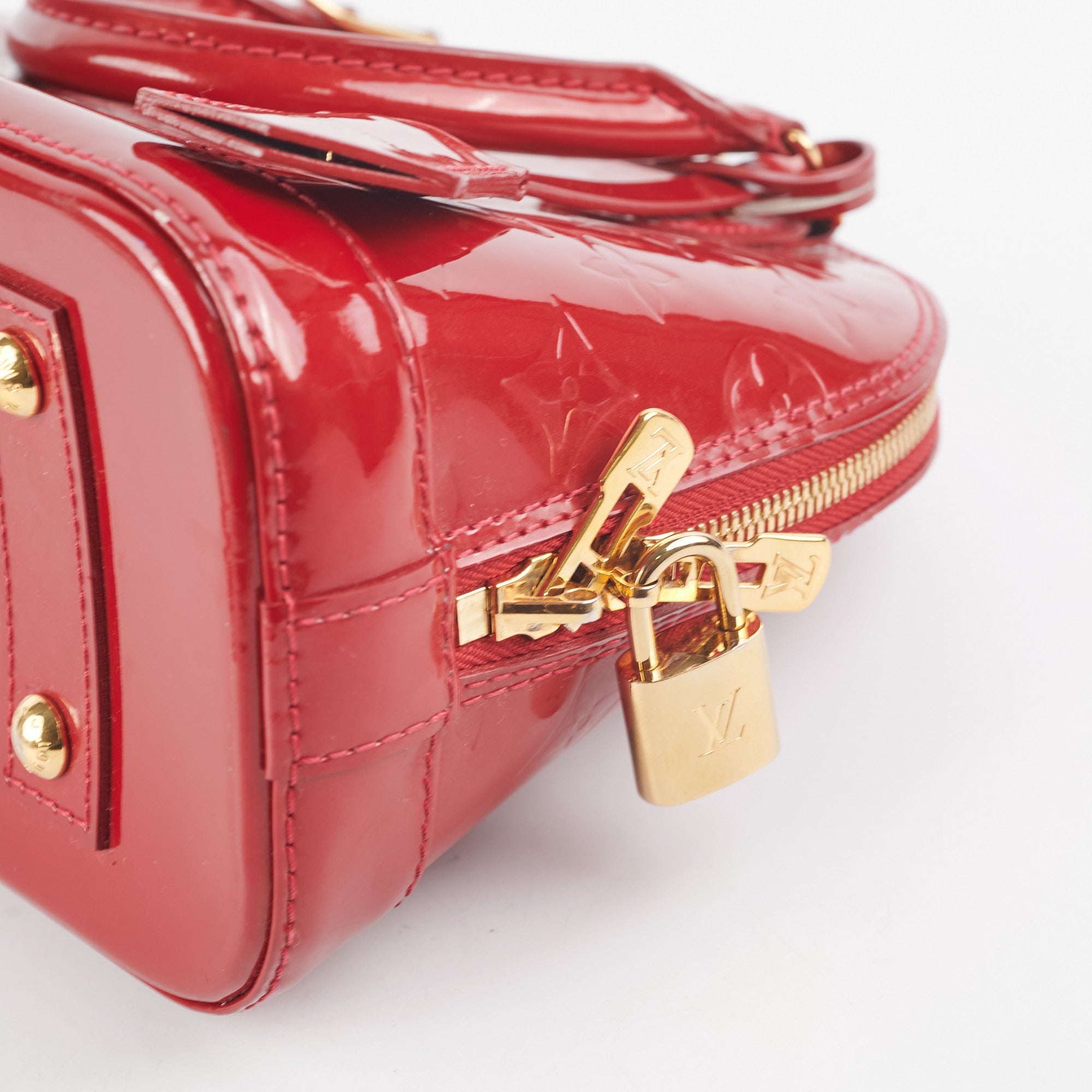 PRELOVED Louis Vuitton Red Vernis Alma BB Crossbody Bag AA4174