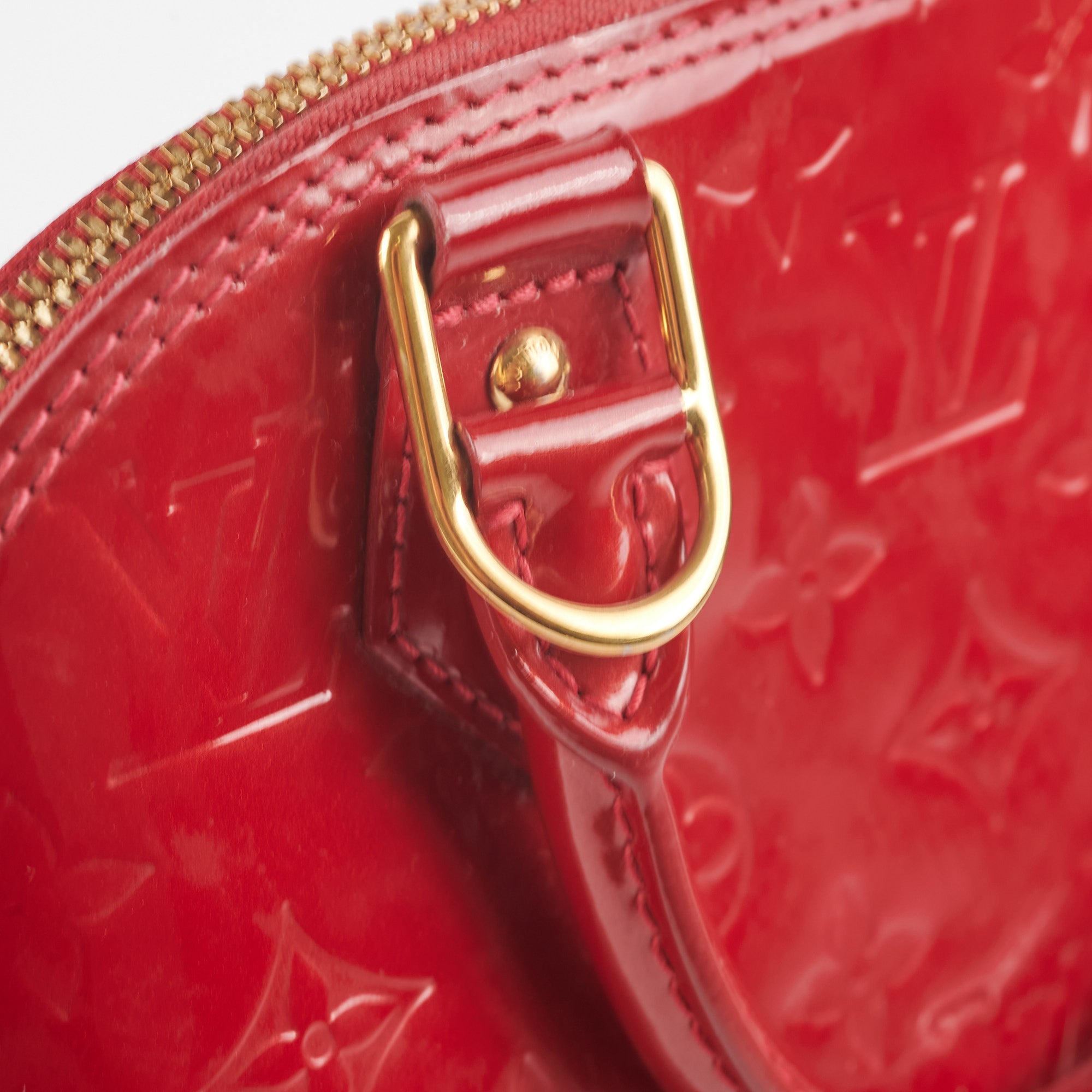 Louis Vuitton Vernis Key Pouch Red - THE PURSE AFFAIR