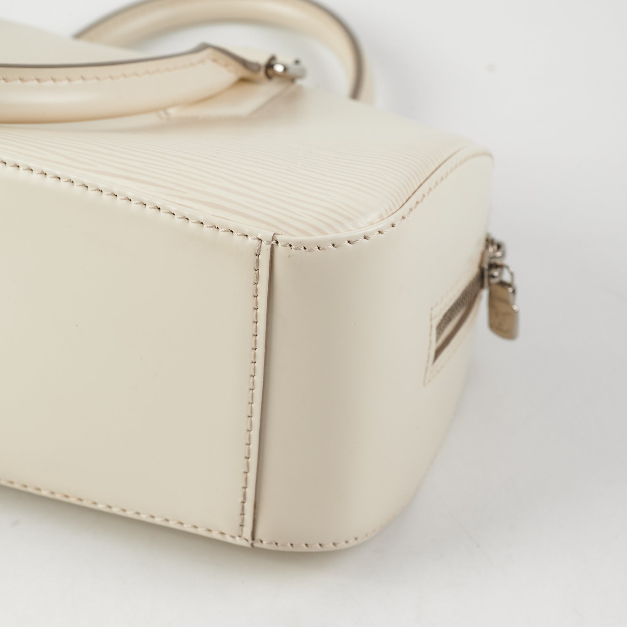 Louis Vuitton Jasmine Boston Epi White Bag - THE PURSE AFFAIR