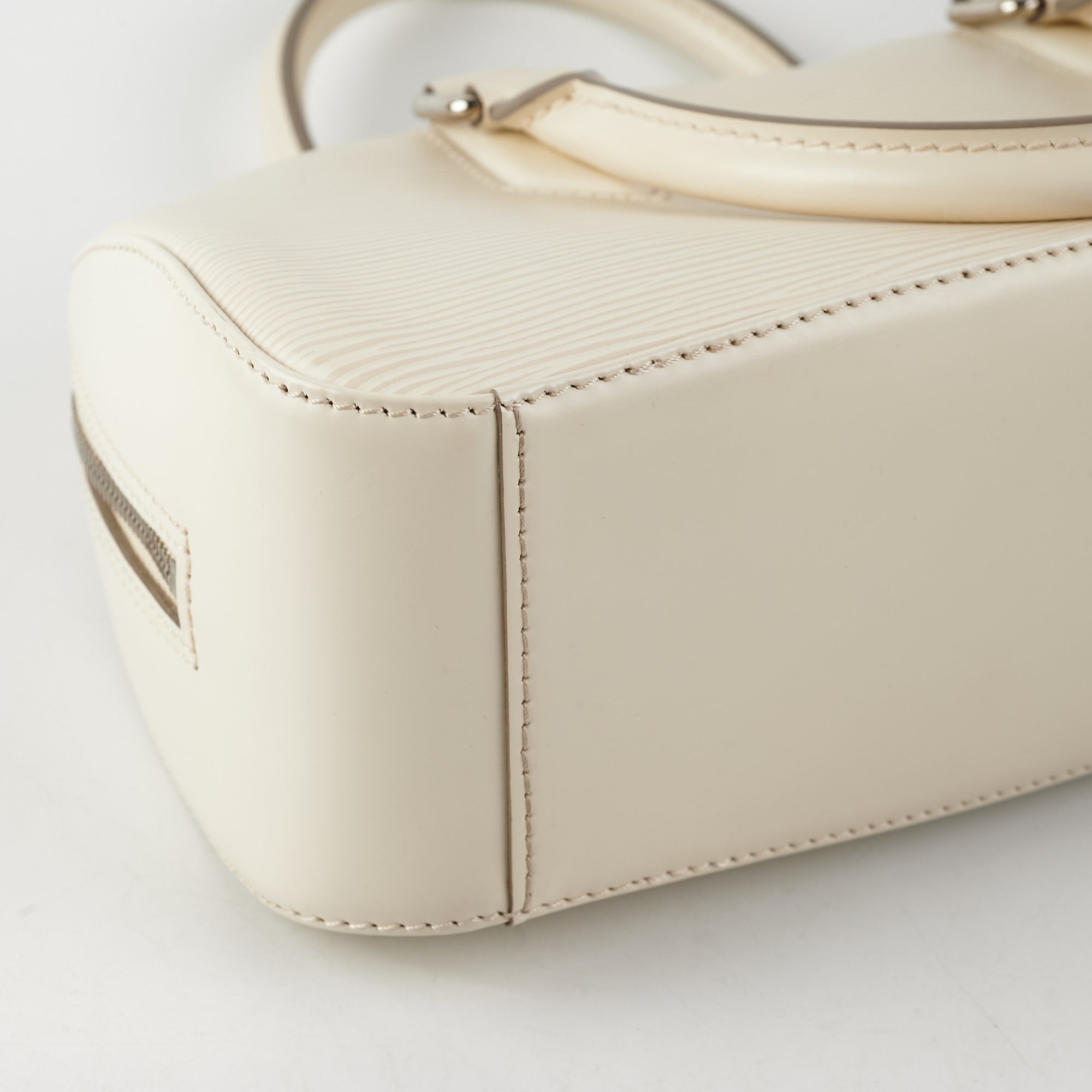 Louis Vuitton Jasmine Boston Epi White Bag - THE PURSE AFFAIR