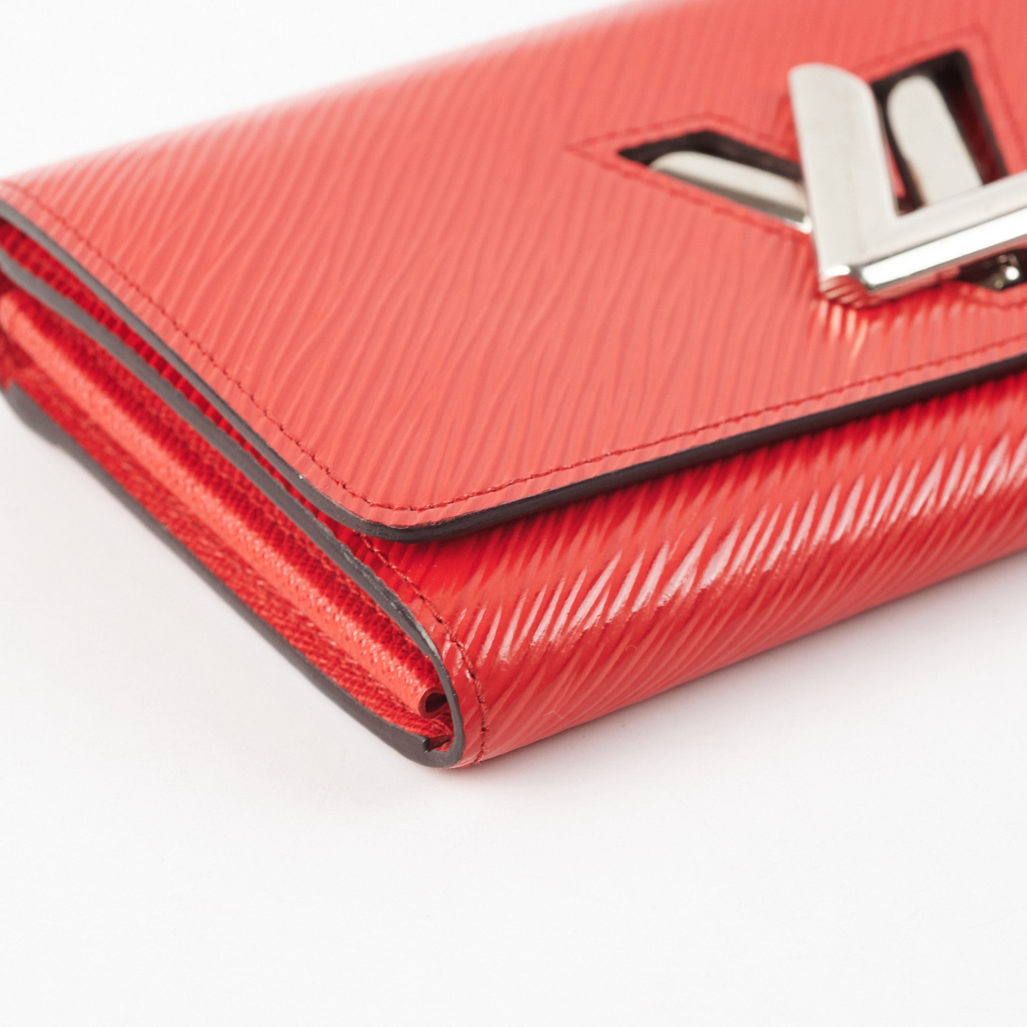 Louis Vuitton Portefeuille twist Red Leather ref.918795 - Joli Closet