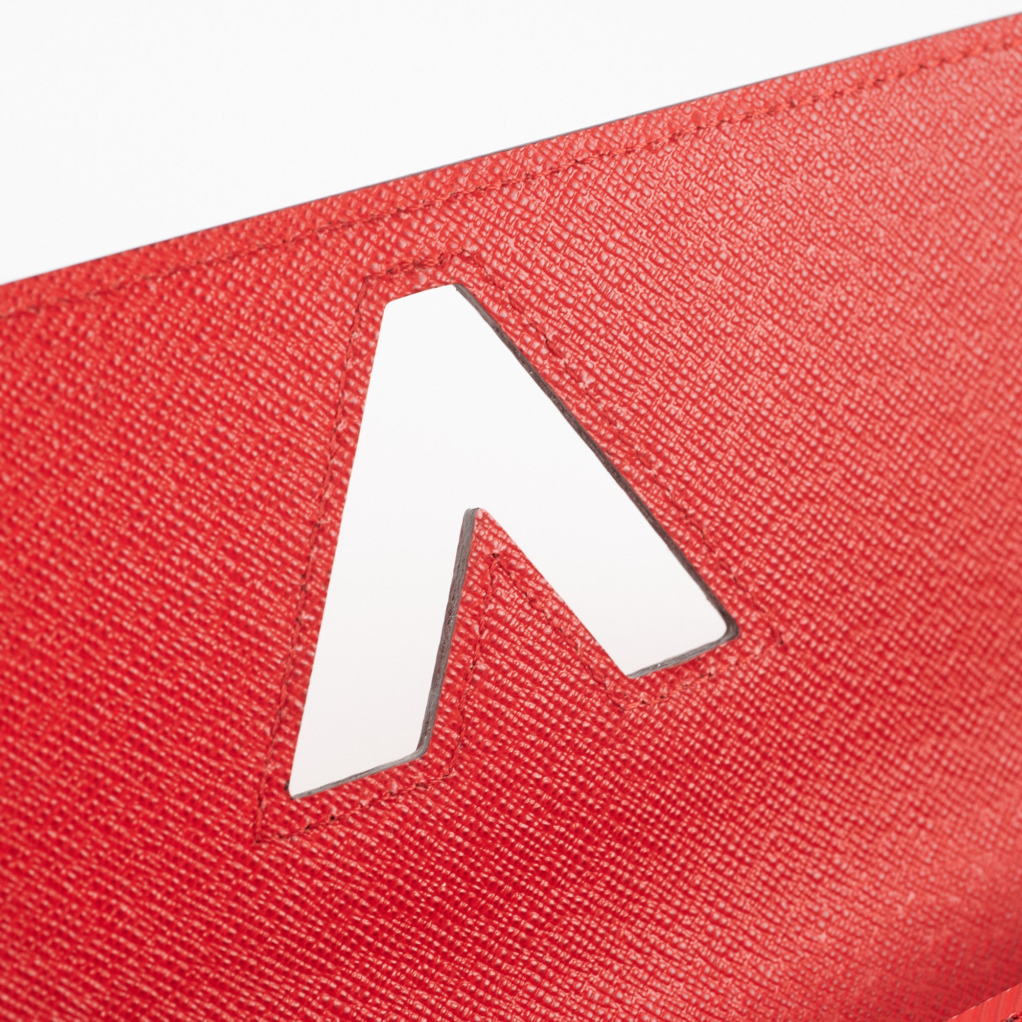 Designer Exchange Ltd - ❤ A Louis Vuitton Wallet with a twist