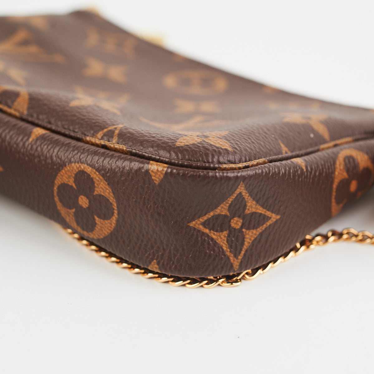 Louis Vuitton Mini Pochette Monogram - THE PURSE AFFAIR