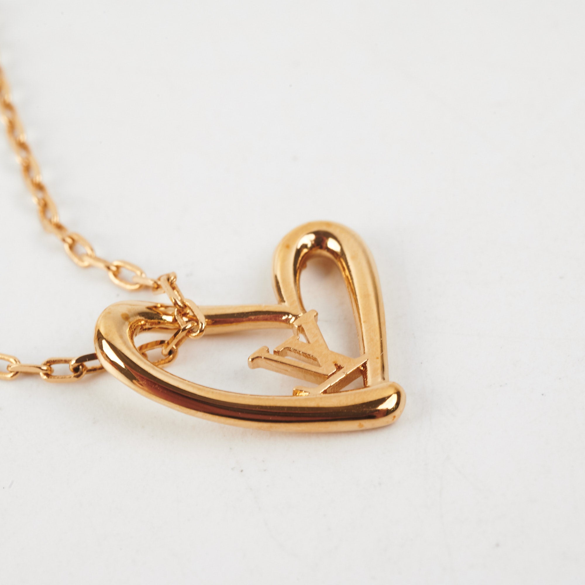 LOUIS VUITTON / Fall in Love Necklace