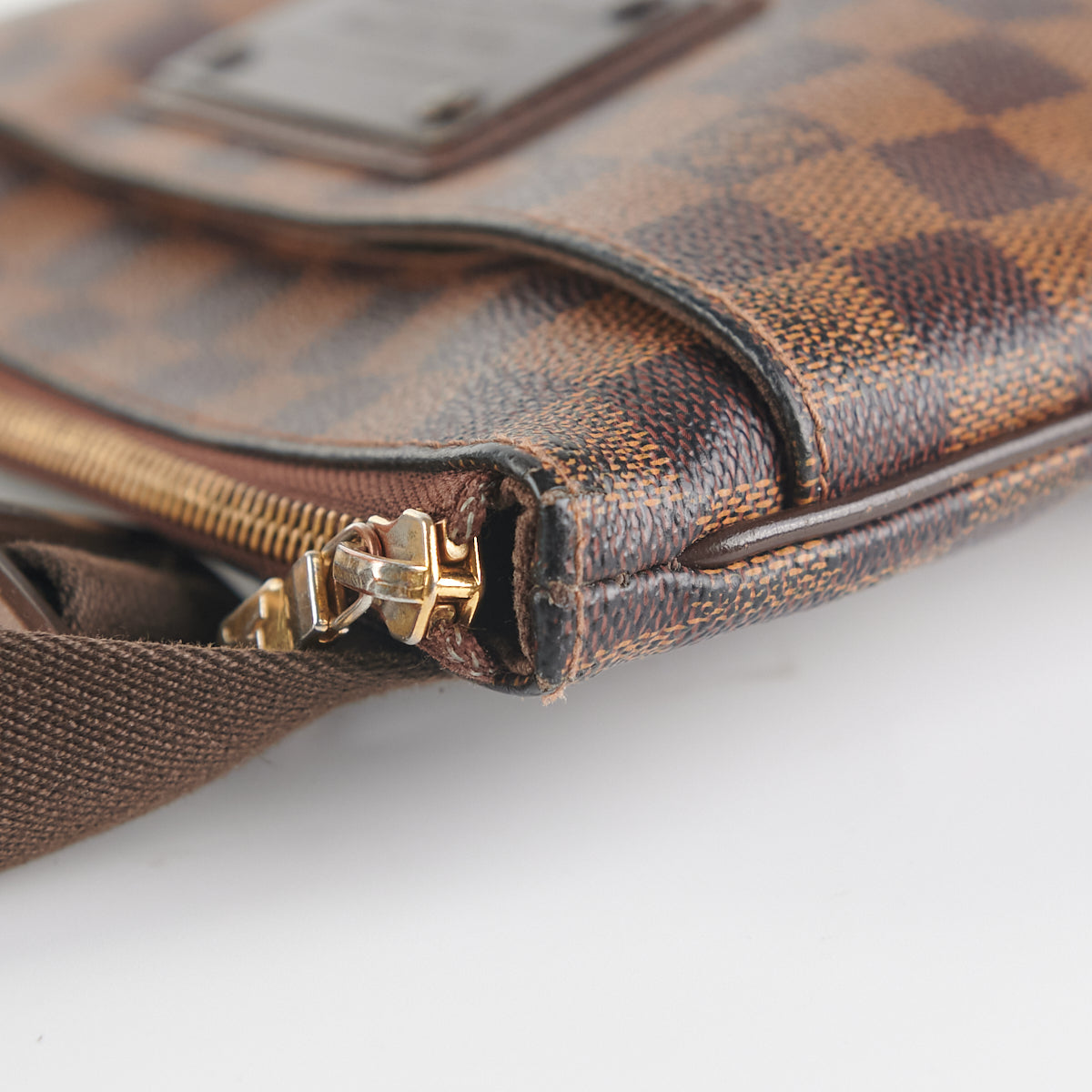 🔥 100% Authentic Louis Vuitton Damier Ebene Brooklyn Messenger Bag  (Discontinued Design)